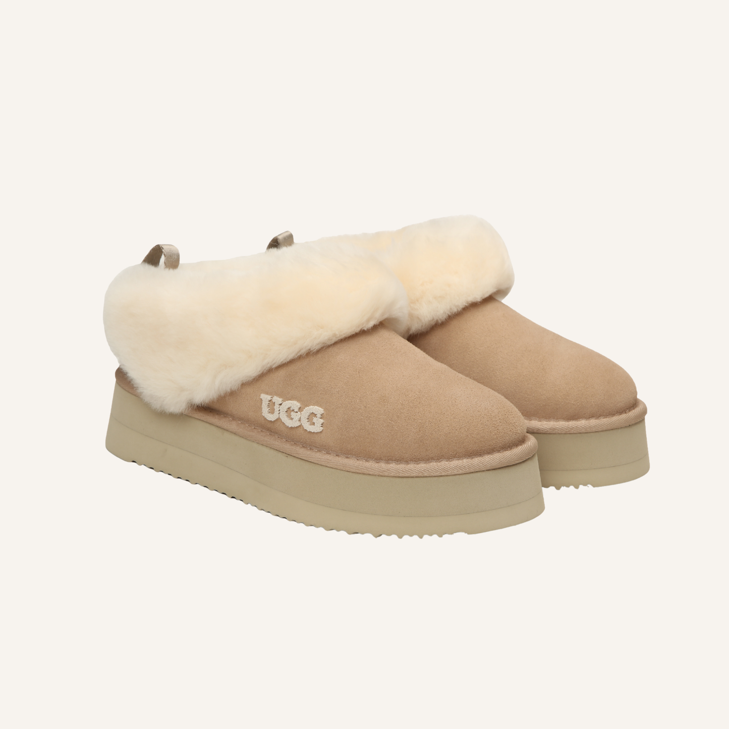 UGG Shelly platform