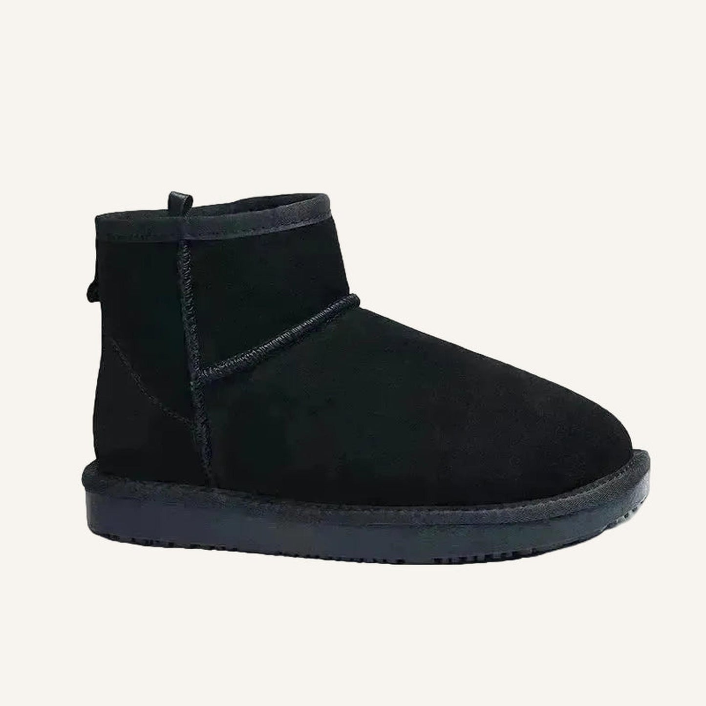 UGG Mini Classic